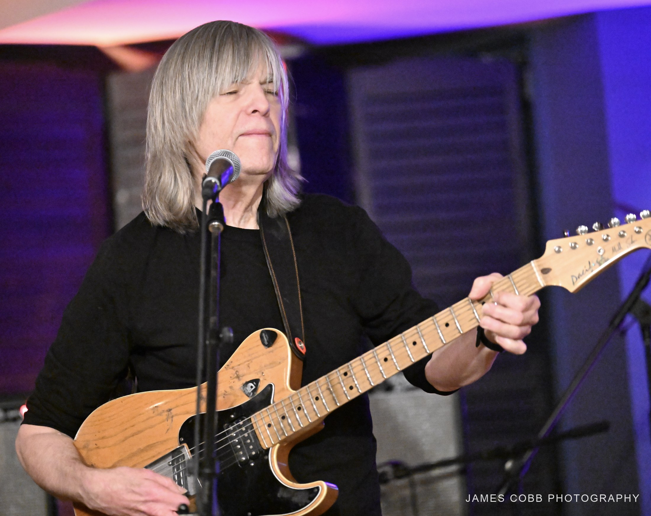 Denis Chambers and Mike Stern live in concert